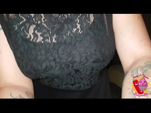 ❤️ Mae llyschwaer Slutty yn rhoi blowjob iddo a Sbaeneg ❤ Just porn wrthon ni ☑